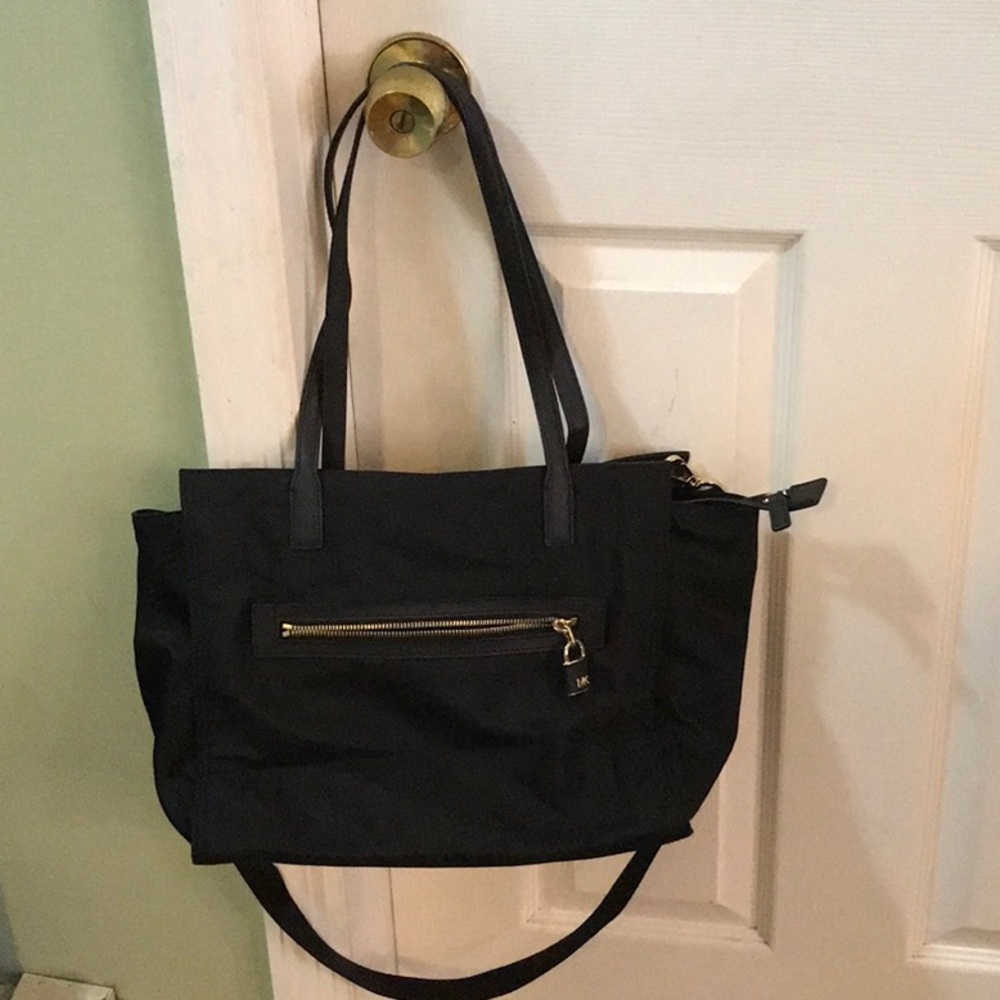 Michael Kors shoulder bag or crossbody